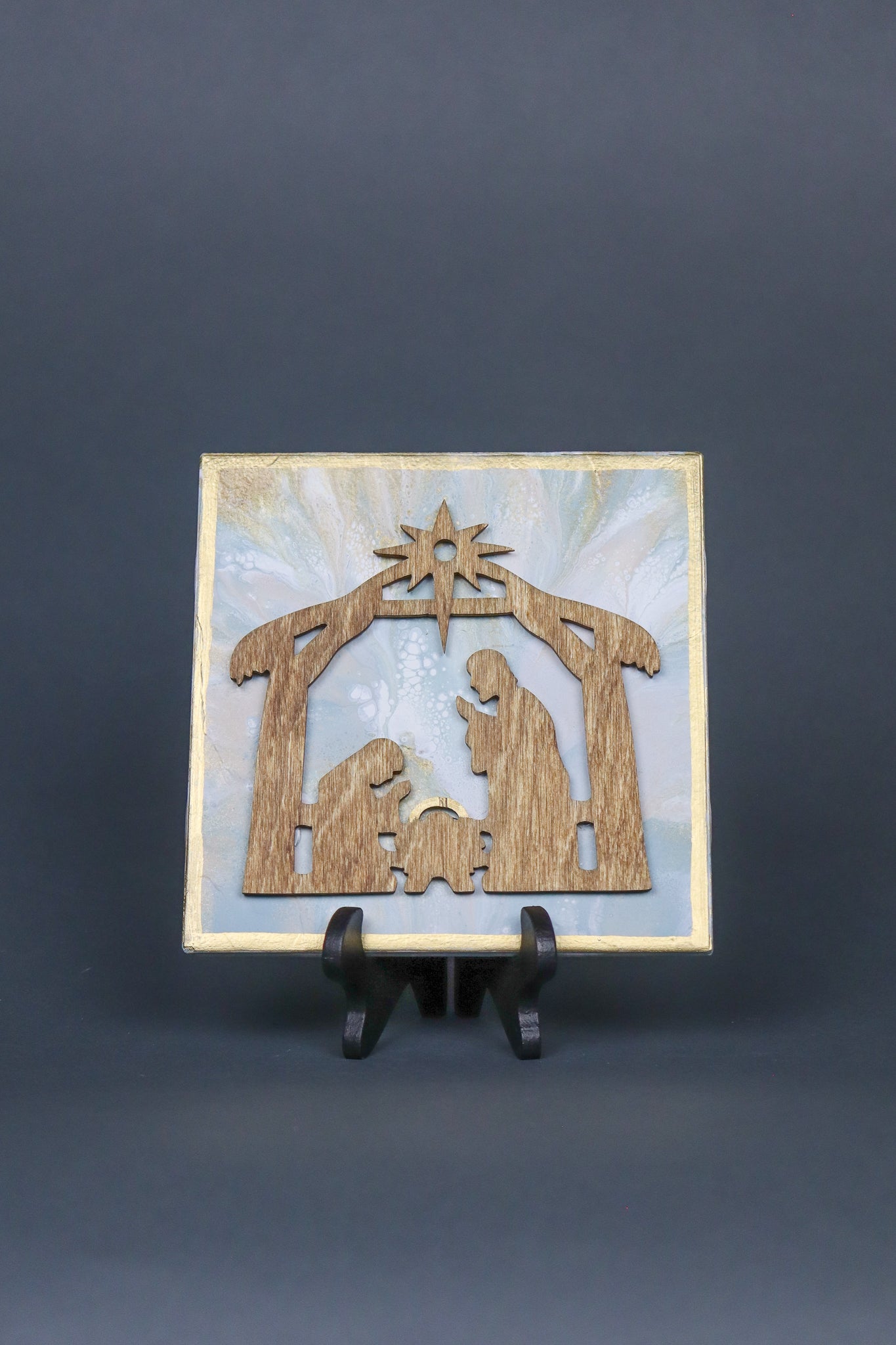 Down Right Designs Manger